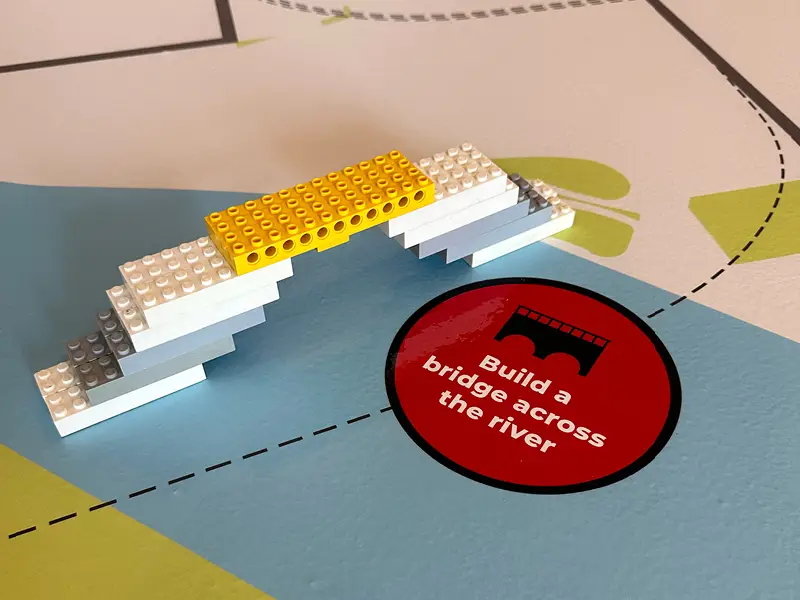 Exhibition-Design-Interactive-Activity-Map_Lego